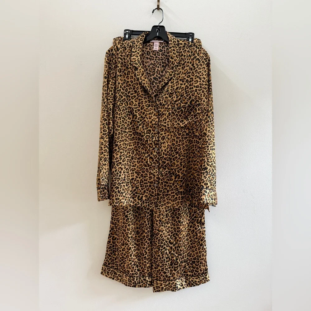 VICTORIA'S SECRET Signature Satin Long Pajama Set, Marzipan Leopard, Size Large - Picture 2 of 9